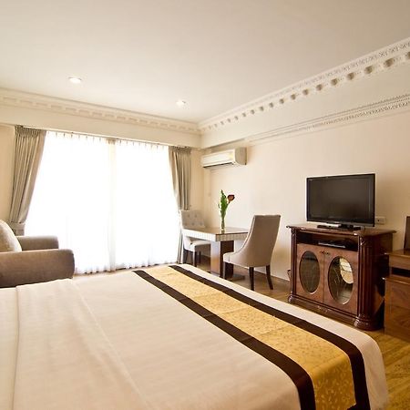 Lk Royal Suite Pattaya Bagian luar foto