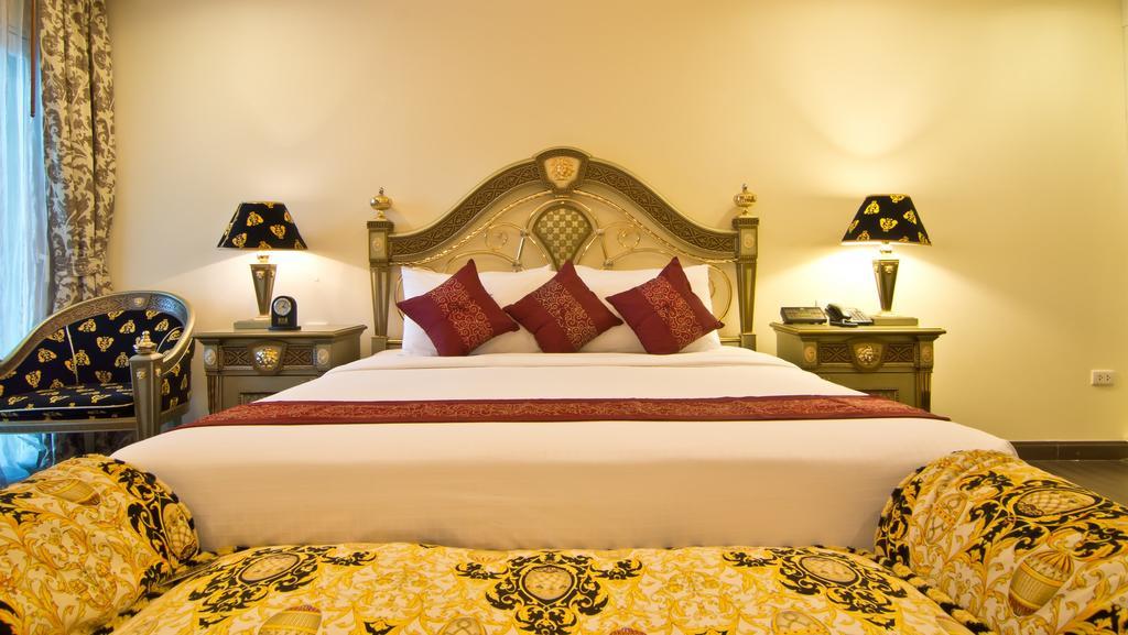 Lk Royal Suite Pattaya Bagian luar foto