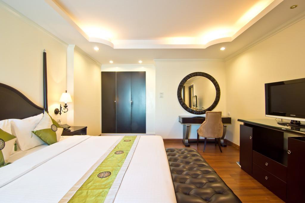 Lk Royal Suite Pattaya Bagian luar foto