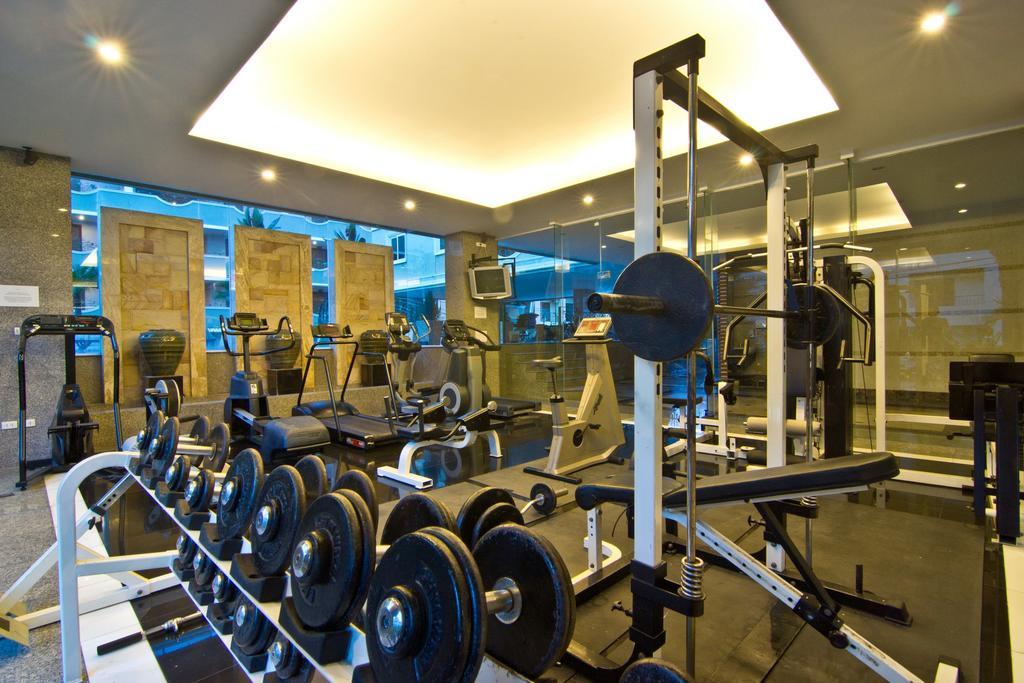 Lk Royal Suite Pattaya Bagian luar foto