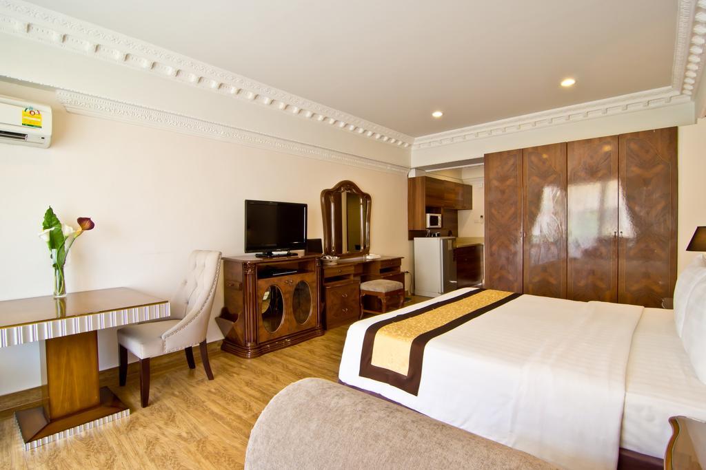 Lk Royal Suite Pattaya Bagian luar foto