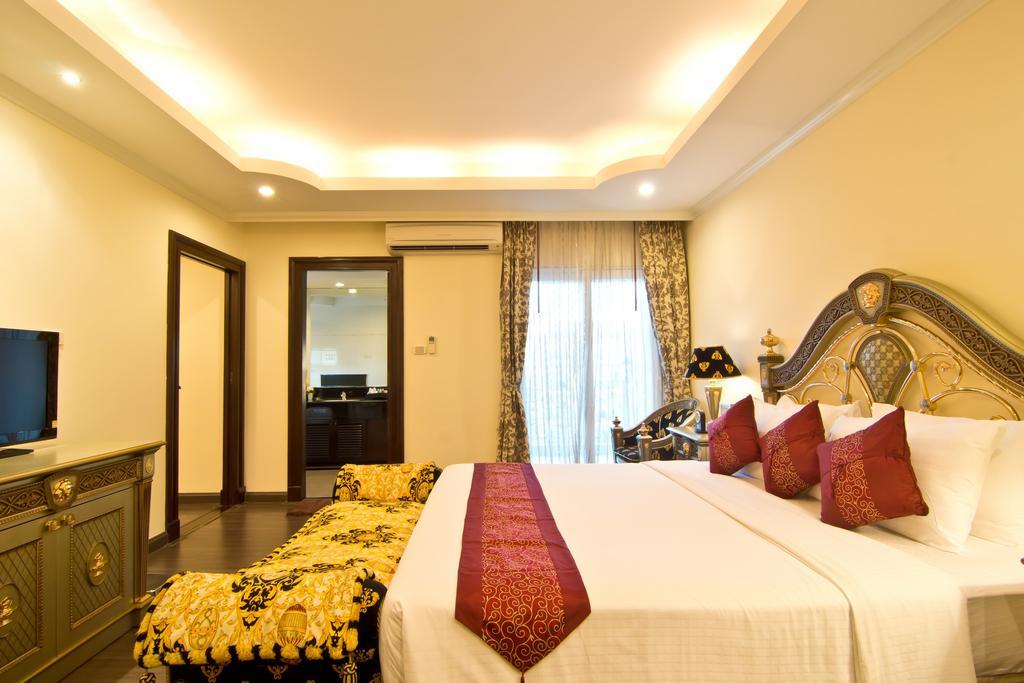 Lk Royal Suite Pattaya Bagian luar foto